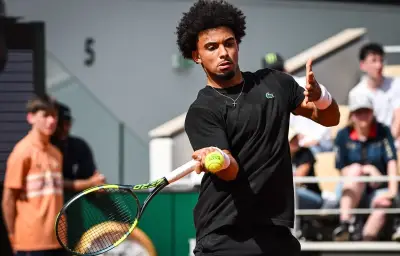 Roland-Garros 2026 : Arthur Fils déclare forfait, « ça ne tiendra jamais »