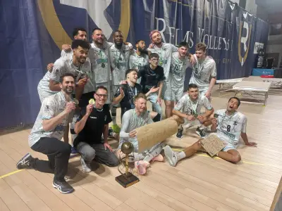 Royan accède à l'élite du volley-ball après un sacre à Reims