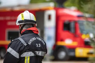 Un homme coincé dans une borne de vêtements à Lesparre-Médoc