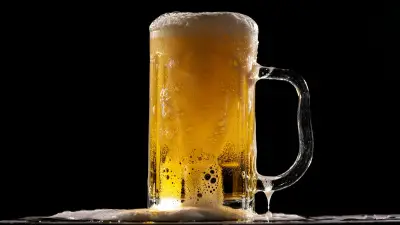 Un journaliste paie 63 500 euros une bière par erreur