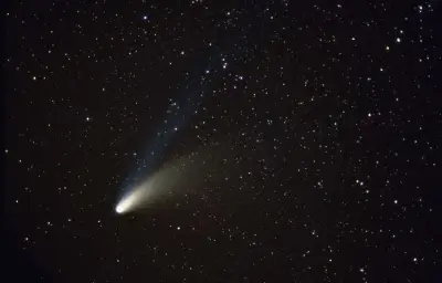Une traînée lumineuse dans le ciel identifiée : des satellites Starlink