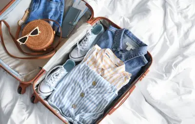 Valise cabine bleu clair HEMA : 44,99€, pratique et légère