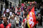 1 000 à 2 000 manifestants à Pau pour le 1er mai contre la loi Lecornu