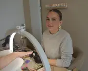 À 18 ans, Mélina Duret ouvre son institut de beauté à Blanquefort