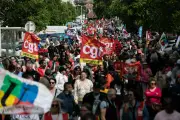 1er Mai à Toulon : un millier de manifestants pour le pouvoir d'achat et la paix