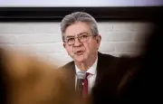 Affaire des assistants : l'étau se desserre pour Jean-Luc Mélenchon