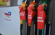 AIE : les stocks de pétrole chutent rapidement, risque de flambée des prix