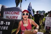 Alarme des scientifiques face à la montée de l'antivax aux États-Unis