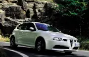 Alfa Romeo confirme une nouvelle compacte abordable, héritière de la 147