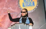 Alicia Keys dénonce un « terrain d'hommes riches » dans l'industrie musicale