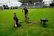 Armandie : la pelouse synthétique arrive, livraison le 10 août