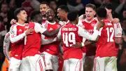 Arsenal sacré champion d'Angleterre, 22 ans après