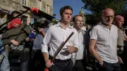 Attal en Aveyron : transhumance présidentielle et bain de foule