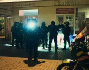 Au procès de trois policiers de la BRAV-M accusés de violences : « Je pensais qu’ils allaient continuer à me frapper, j’étais terrorisé »