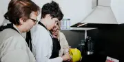 Autisme : un retard scientifique et des diagnostics tardifs en France