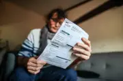 Baisse de 1% de la taxe foncière à Sarlat critiquée par l'opposition