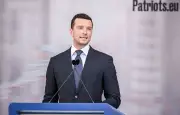 Bardella et Le Pen réunis à Mâcon pour un meeting crucial avant le 7 juillet