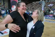 Basket Landes décroche un troisième titre historique face à Bourges