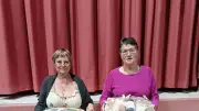 Belote à Vabres-l'Abbaye : Mado et Christiane remportent la dernière