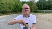 Bernard Dupuy, 77 ans, reçoit la médaille d'or de la FFA pour 30 ans de bénévolat