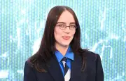 Billie Eilish refuse la chirurgie esthétique pour rester authentique