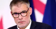 Boris Vallaud rompt avec Olivier Faure : guerre stratégique au PS
