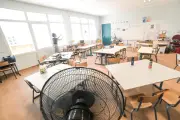 Canicule : 5 chiffres sur l'inadaptation des écoles face à la chaleur