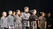 Cent collégiens du Chemin-Bas sur scène au lycée Daudet à Nîmes