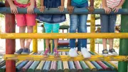 Cergy : un enfant de 7 ans grièvement blessé après une chute de 3 mètres dans la cour d'école