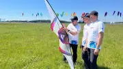 Champions du monde de cerf-volant en démonstration sur l'ex-base 217