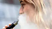 Cigarettes électroniques : que contiennent vraiment les liquides que vous vapotez ?