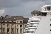 Confinement d'un paquebot à Bordeaux après un décès suspect