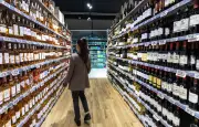 Crise mondiale du vin : la consommation chute à son plus bas niveau depuis 1957