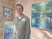David Farren ouvre La Galerie bleue à Périgueux, au pied de Saint-Front