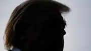 Des élus démocrates enquêtent sur les grâces présidentielles de Trump