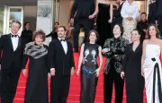 Dix pour cent : le film dévoile un extrait et sa date de sortie à Cannes