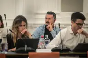 Démission d’un conseiller municipal à Pau pour raisons personnelles