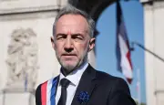 Emmanuel Grégoire demande à Patrick Bruel d'annuler son concert