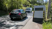 En Corrèze, un maire fabrique deux faux radars et ça marche !