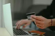 ES Banque fête ses 100 ans avec alternance et IA pour former les banquiers