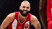 Evan Fournier : rock-star en Grèce, retour en bleu et quête du titre