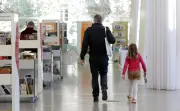 Exposition « Gueules de mômes » à Mont-de-Marsan : portraits poétiques d'enfants
