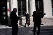 Extrême droite dans les mairies RN : un mois à tout casser