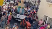 Fabrègues : chars et danseuses animent le carnaval sous le soleil