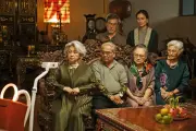« Fantôme utile » : un OVNI thaïlandais entre fantômes et politique