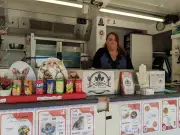Food truck relancé à Plazac : volailles rôties et spécialités orientales