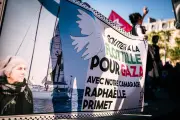France envisage de saisir la justice après une vidéo humiliante de militants pour Gaza