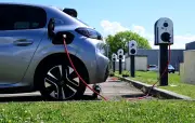 France : objectif de 2 voitures neuves sur 3 électriques d'ici 2030
