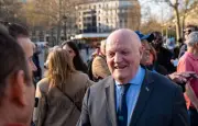 François Asselineau jugé pour harcèlement et agressions sexuelles