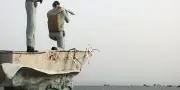 Frappes américaines en Iran : Téhéran vise une base américaine en représailles